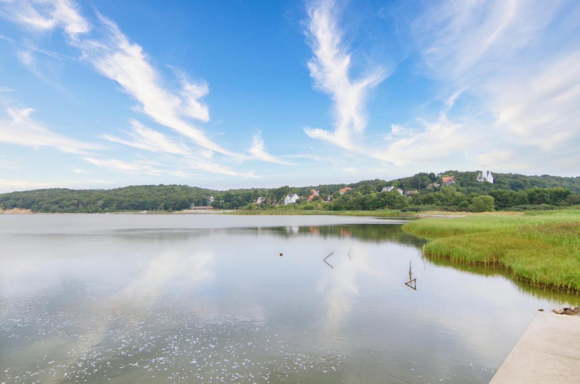 Ferienwohnung Mit Balkon Und Meerblick - Ferienresidenz Zwei Bodden Fewo 1-4 Lietzow Exteriör bild